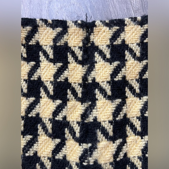 Inc international concepts y2k wool houndstooth pencil skirt in yellow. Size 8 - Picture 5 of 10